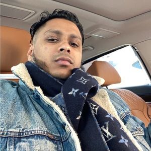 Meet your Posher, Mirza